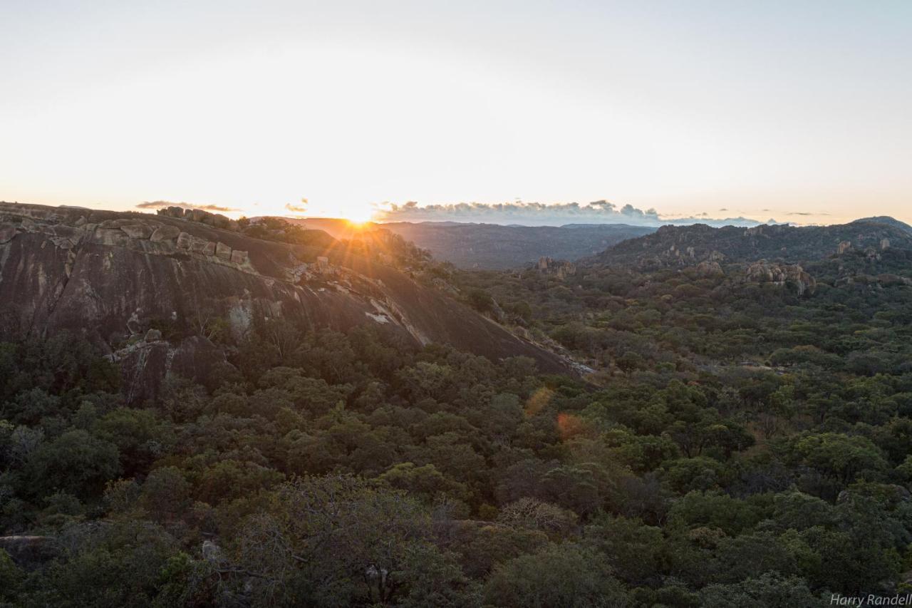 Big Cave Camp Villa Matopos ภายนอก รูปภาพ