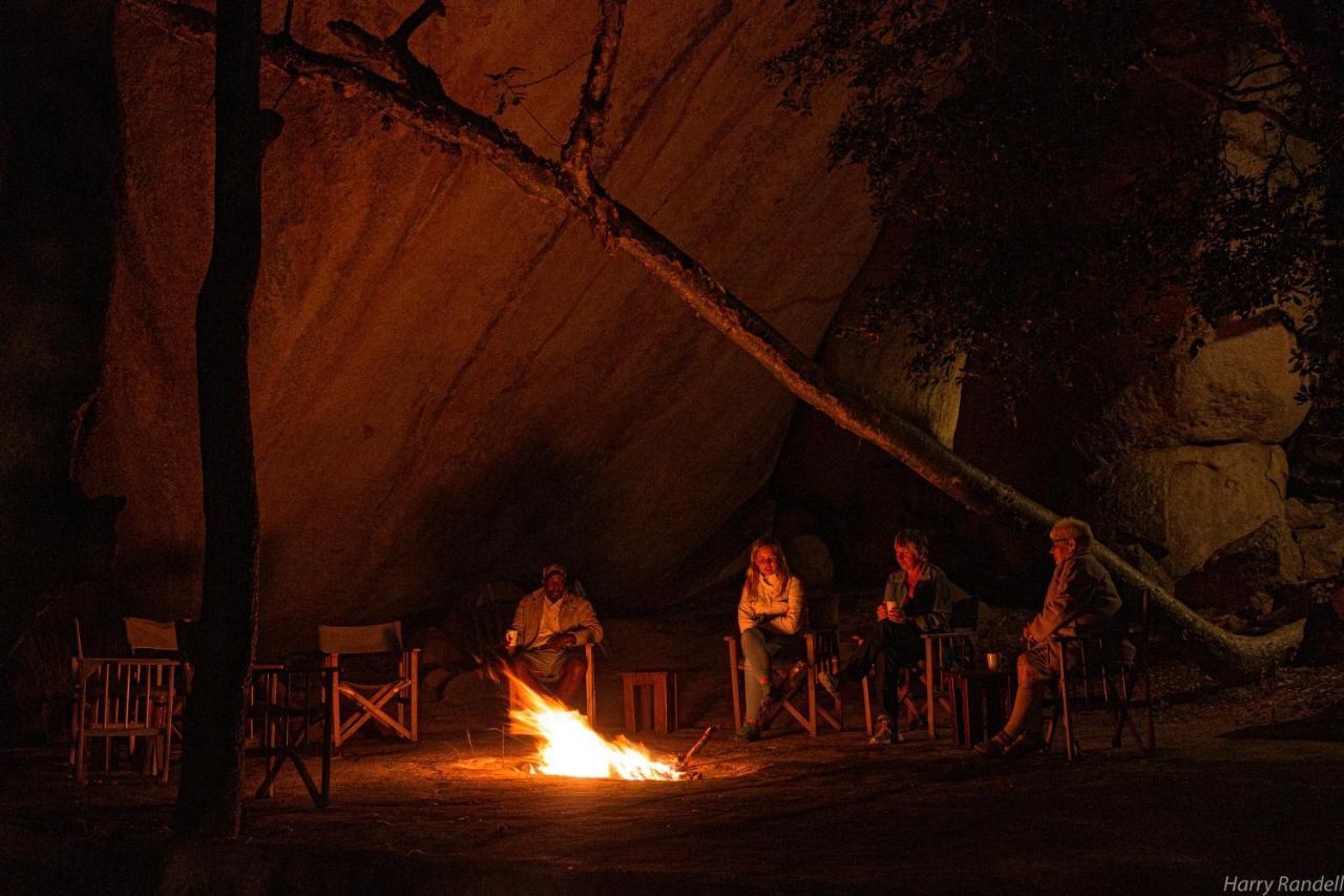 Big Cave Camp Villa Matopos ภายนอก รูปภาพ