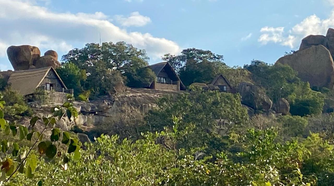 Big Cave Camp Villa Matopos ภายนอก รูปภาพ