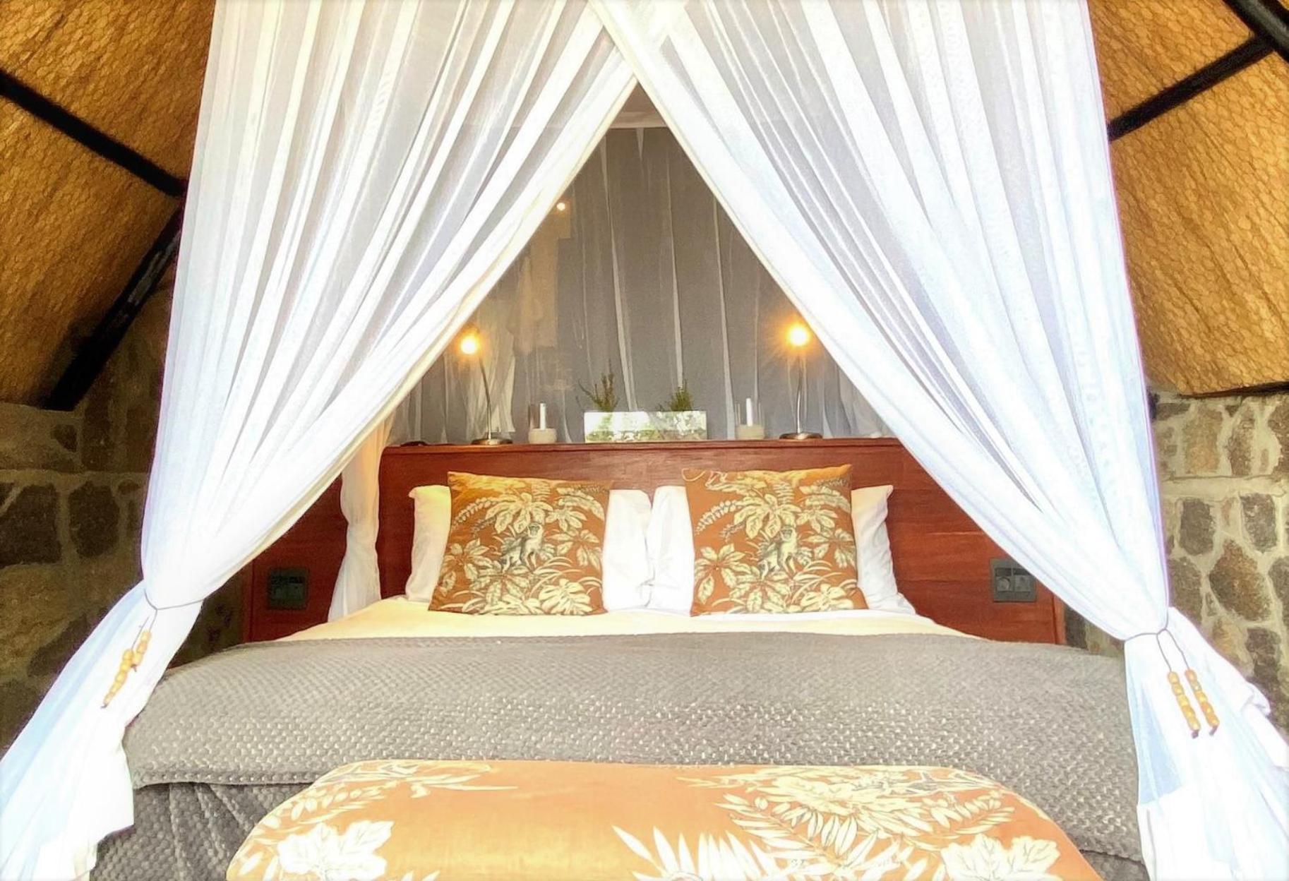 Big Cave Camp Villa Matopos ภายนอก รูปภาพ